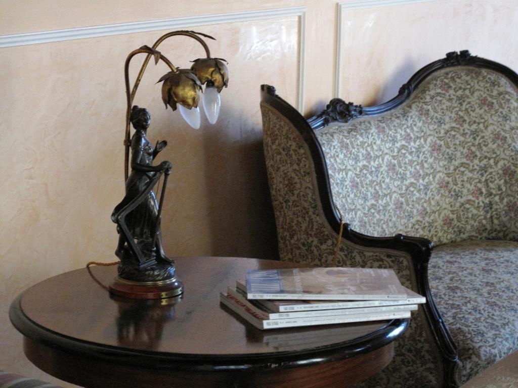 B&B Di Charme Camelie Palazzo Nicotra Riposto Ngoại thất bức ảnh