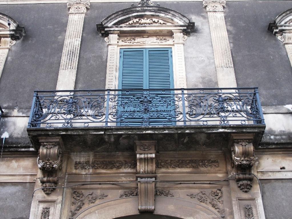 B&B Di Charme Camelie Palazzo Nicotra Riposto Ngoại thất bức ảnh