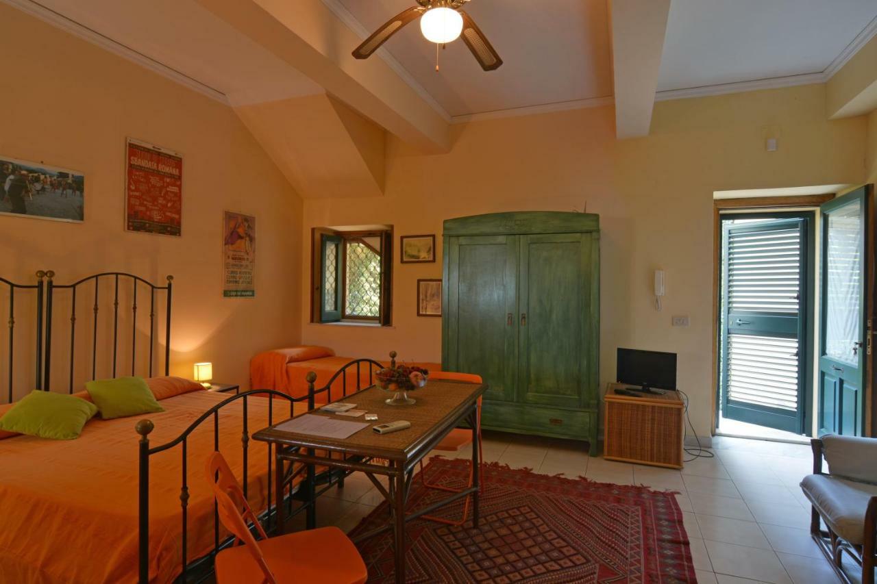 B&B Di Charme Camelie Palazzo Nicotra Riposto Ngoại thất bức ảnh