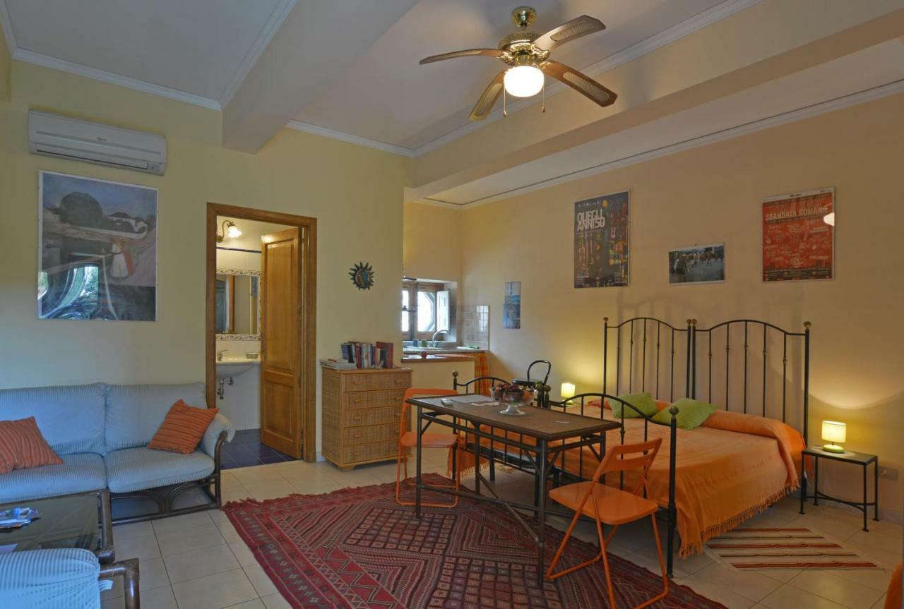 B&B Di Charme Camelie Palazzo Nicotra Riposto Ngoại thất bức ảnh