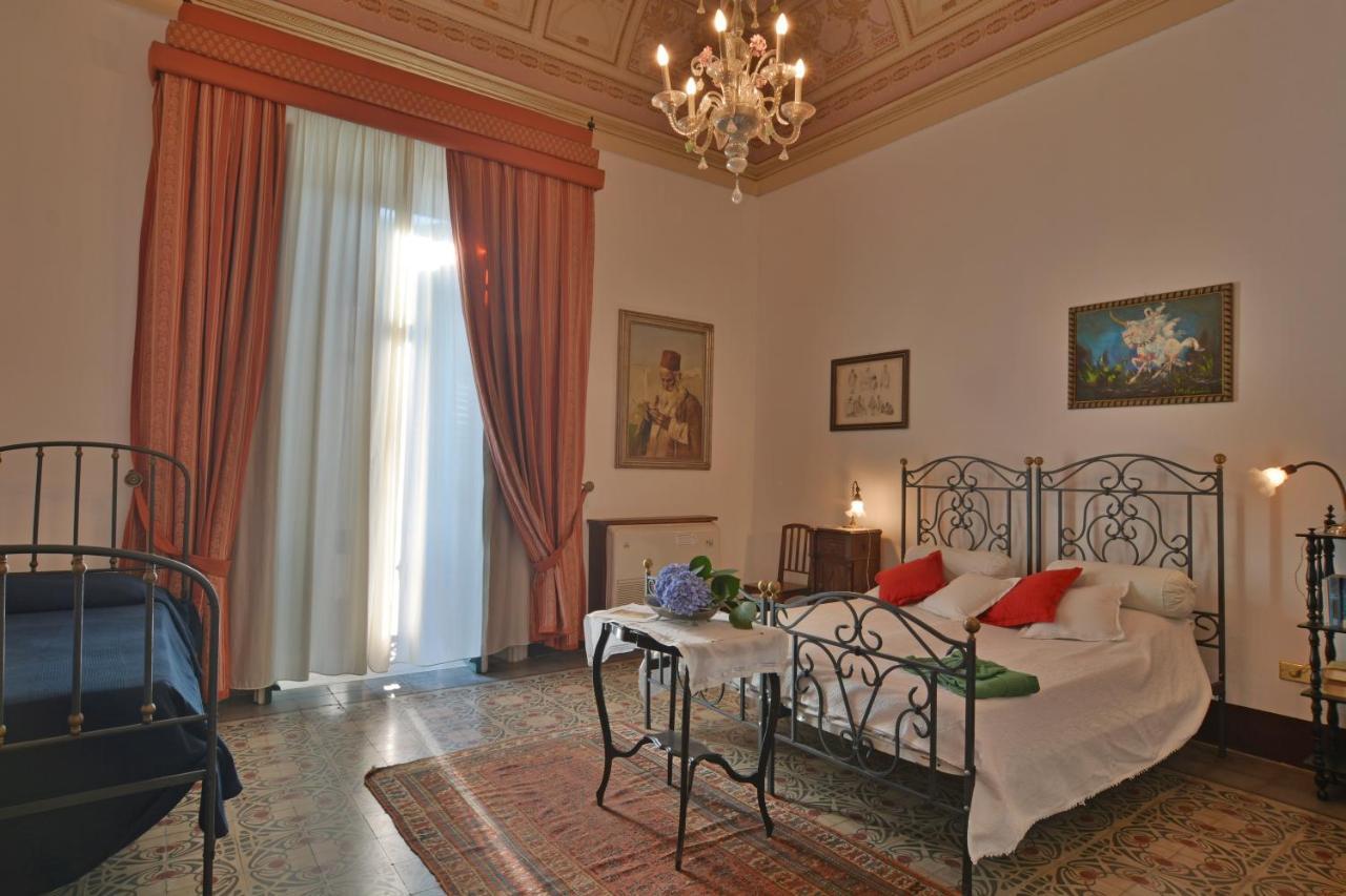 B&B Di Charme Camelie Palazzo Nicotra Riposto Ngoại thất bức ảnh